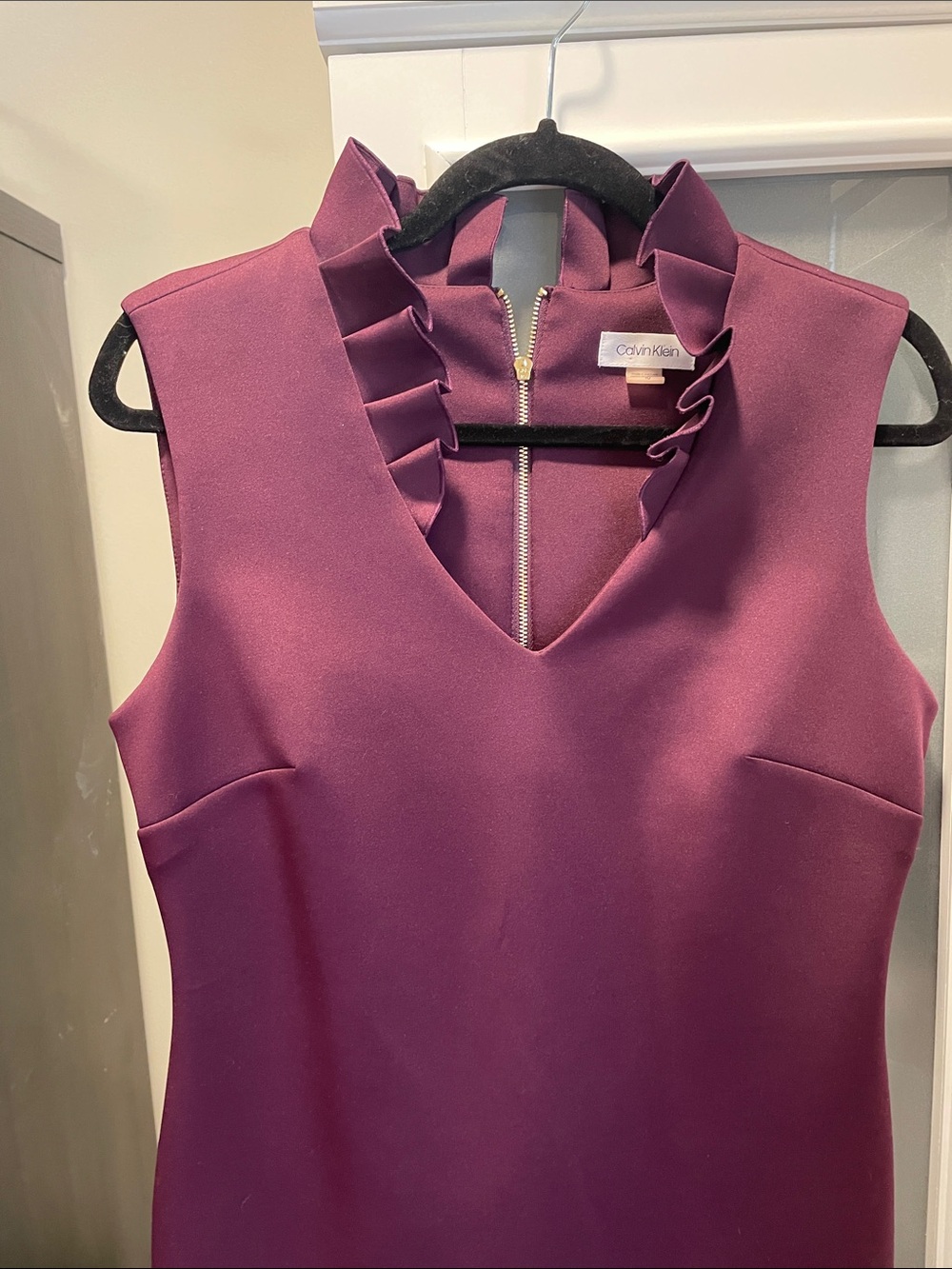 Calvin Klein Plum Sleeveless V-Neck Midi Dress with Ruffle Collar